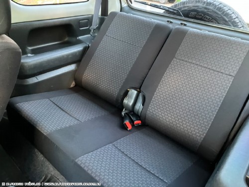 Suzuki JIMNY 4X4 2010/2011